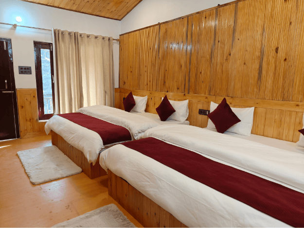Deluxe Room (4 Bed)